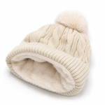 GORRO FORRADO MICROPIEL CON POMPON CRUDO