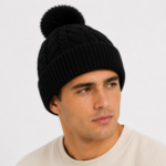 GORRO FORRADO MICROPIEL CON POMPON NEGRO - Imagen 2